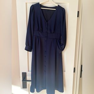 J CREW navy, long sleeved, button front (sz 6) A-line midi